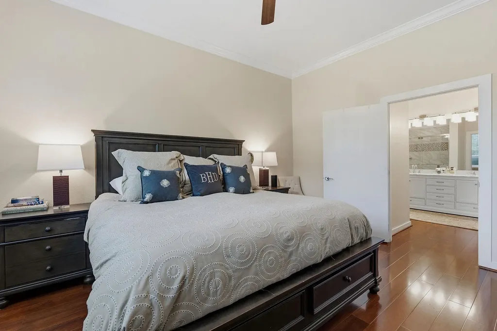 1900 Barton Springs Road Austin TX 78704