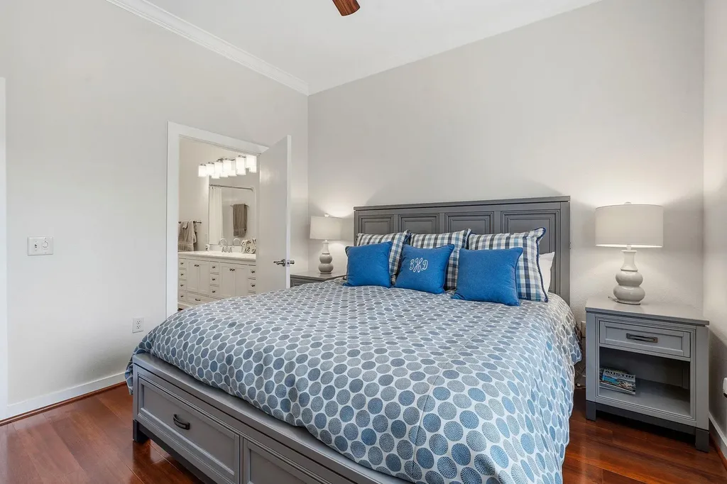 1900 Barton Springs Road Austin TX 78704
