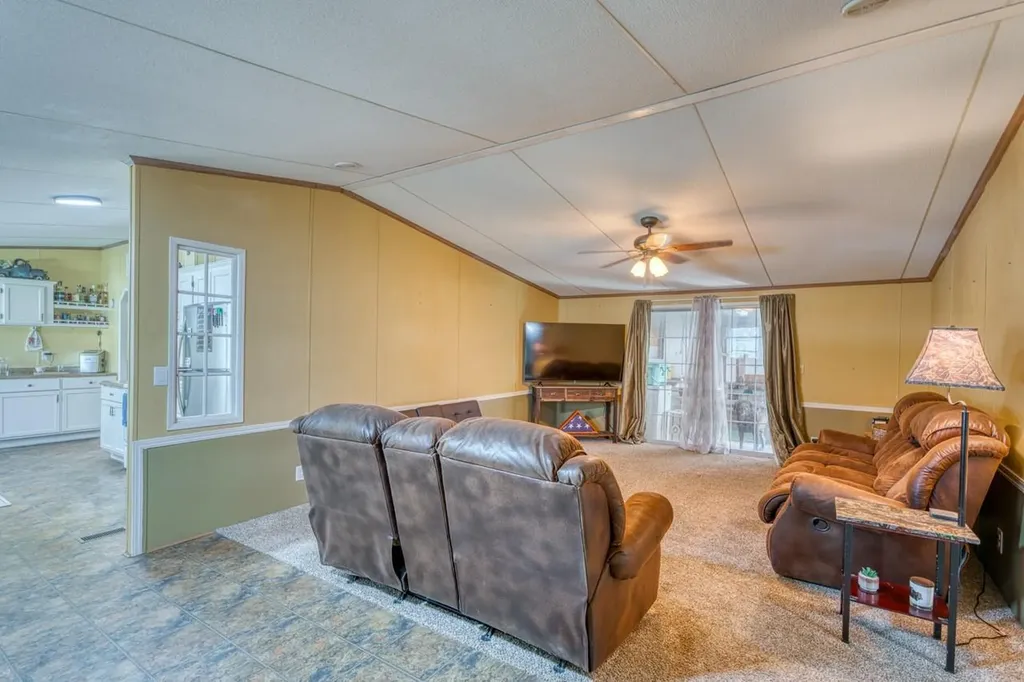 122 Heritage Drive Johnson City TX 78636