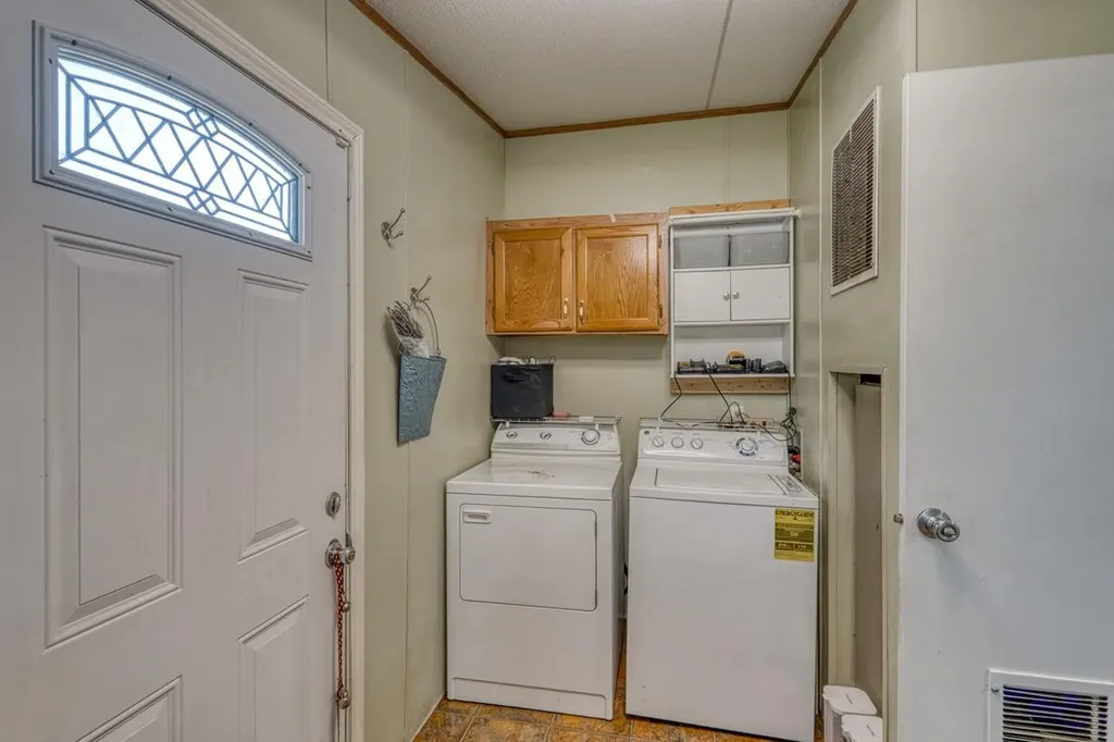 122 Heritage Drive Johnson City TX 78636