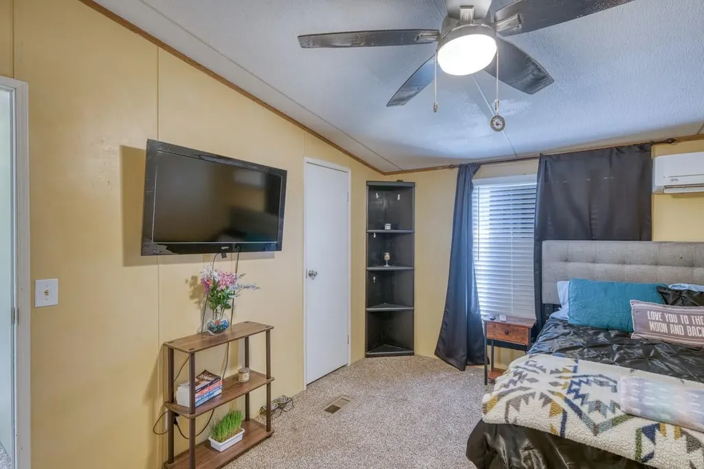 122 Heritage Drive Johnson City TX 78636