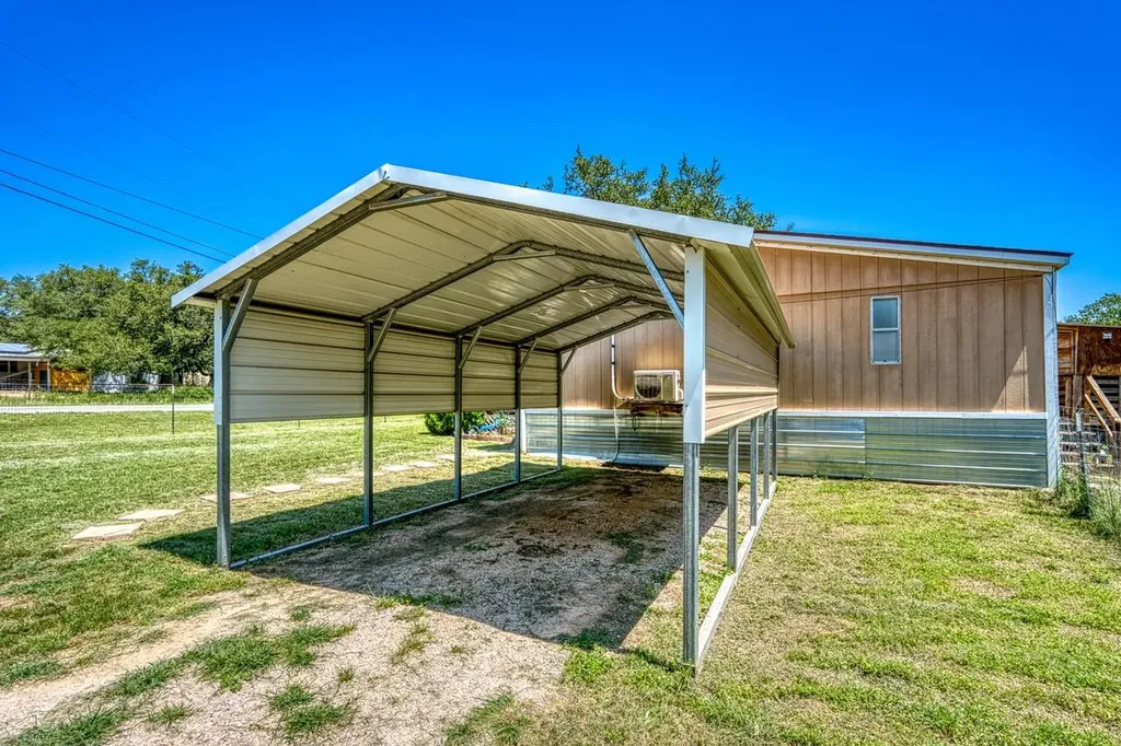 122 Heritage Drive Johnson City TX 78636