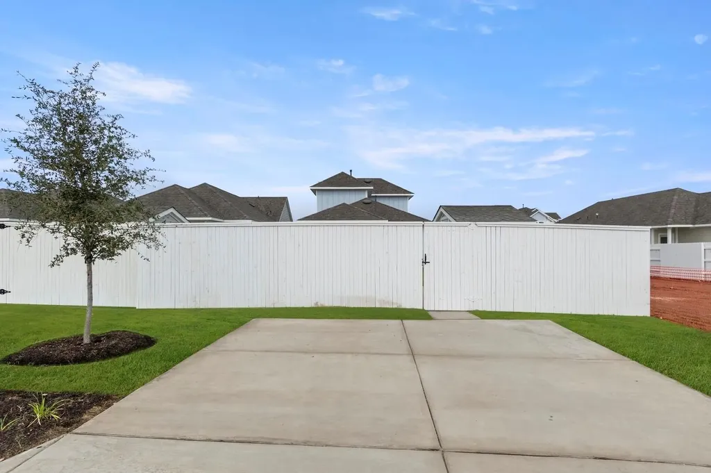 213 Cider Creek Drive Elgin TX 78621