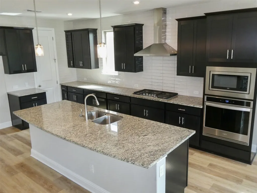 1017 Highcrest Georgetown TX 78628