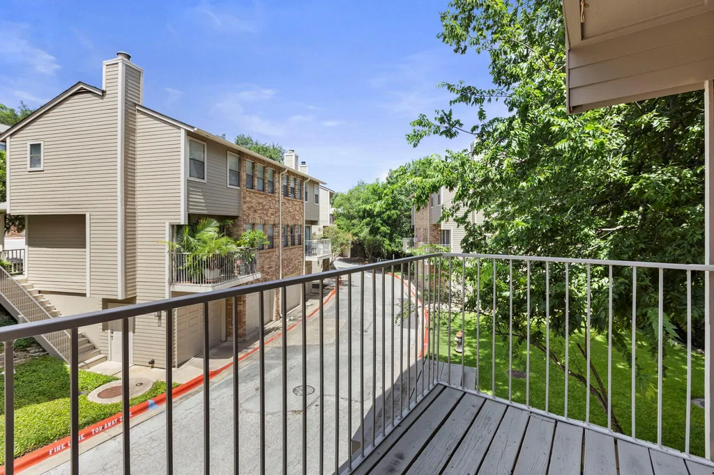 3845 Ranch Road 2222 Austin TX 78731
