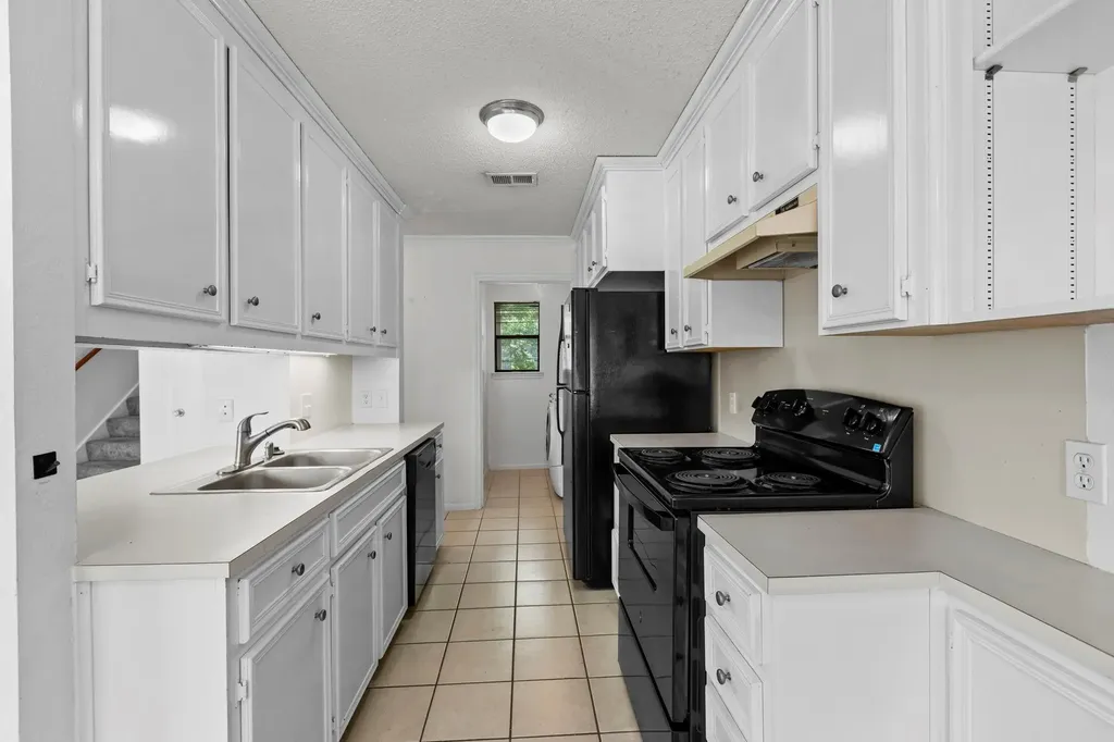 3845 Ranch Road 2222 Austin TX 78731