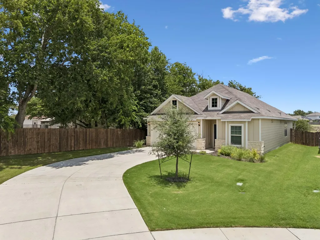 101 Georgia Lace Trail Georgetown TX 78626