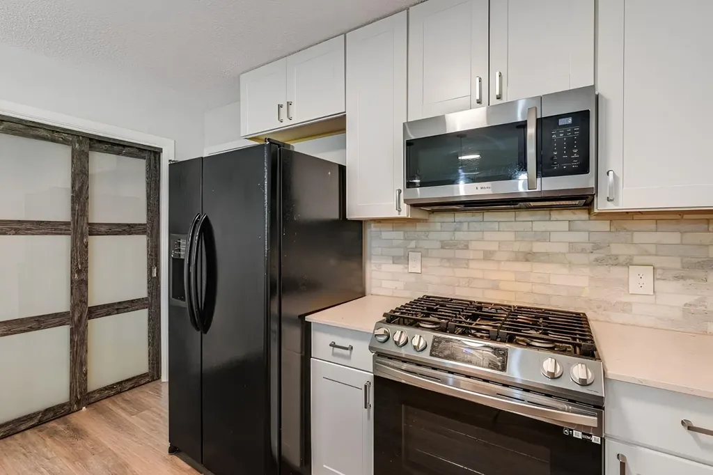 5005 Creek Bend Drive Austin TX 78744
