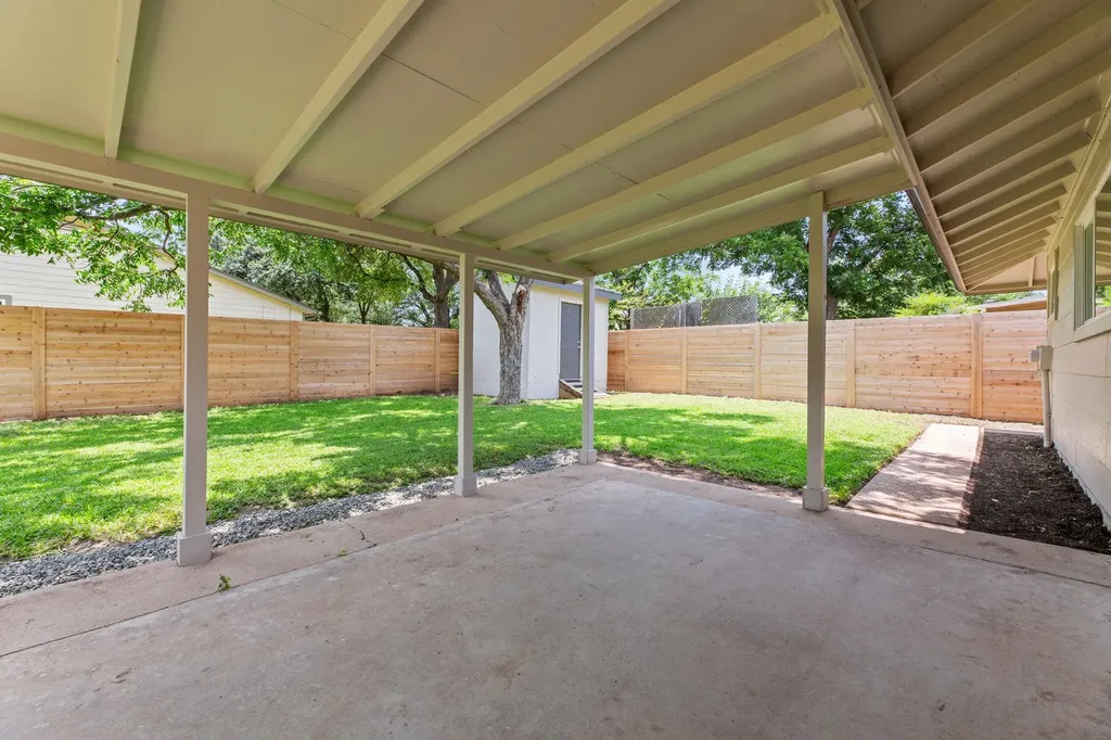 911 Cripple Creek Drive Austin TX 78758