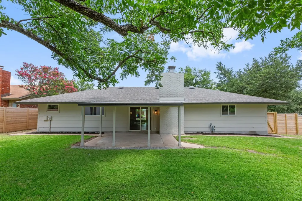 911 Cripple Creek Drive Austin TX 78758