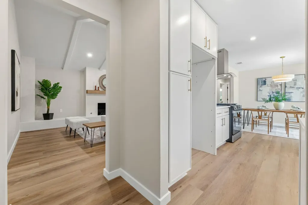 911 Cripple Creek Drive Austin TX 78758