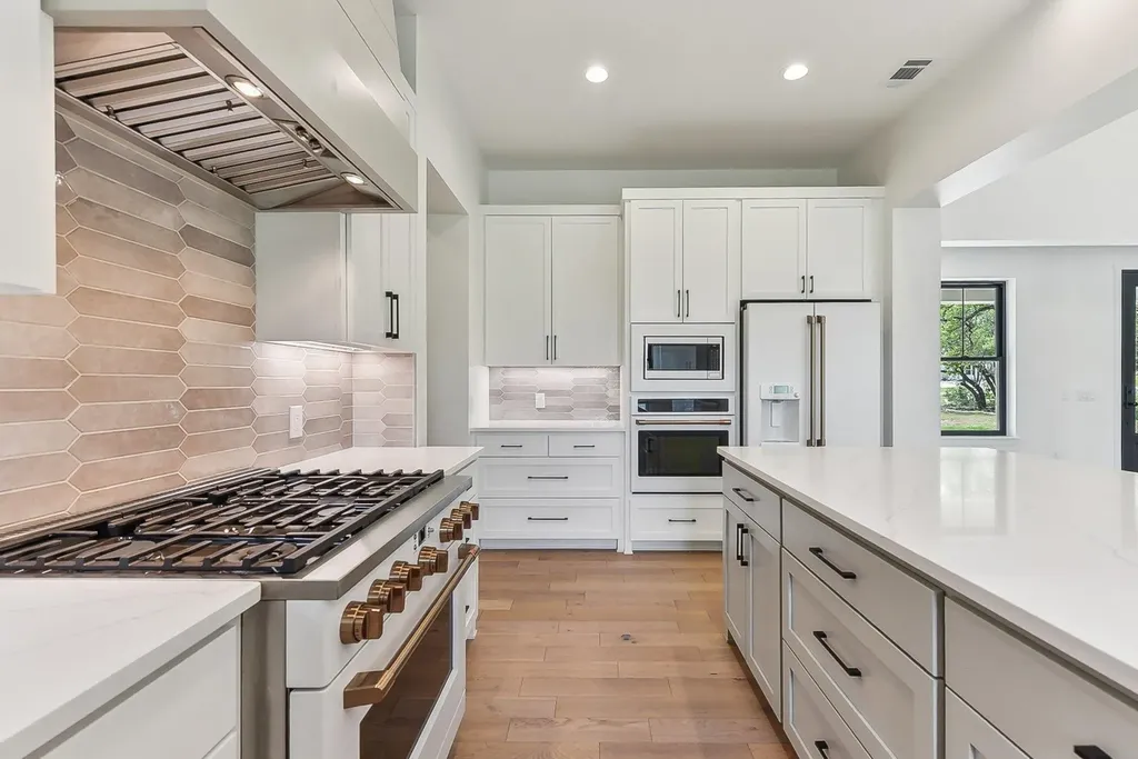116 Tranquility Trails Drive Spicewood TX 78669