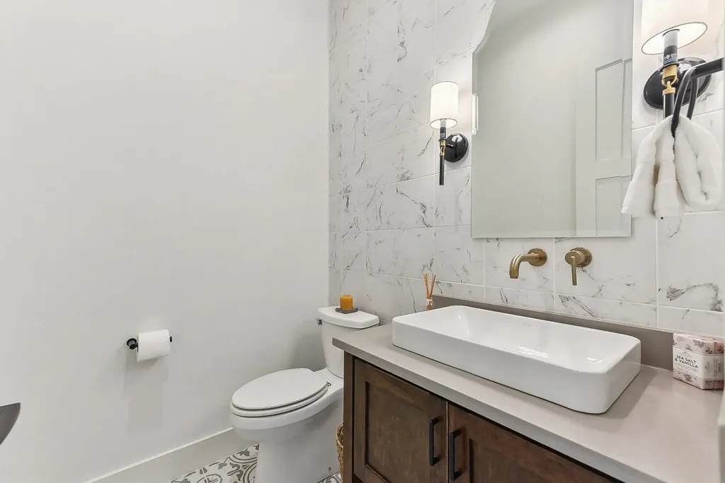 116 Tranquility Trails Drive Spicewood TX 78669