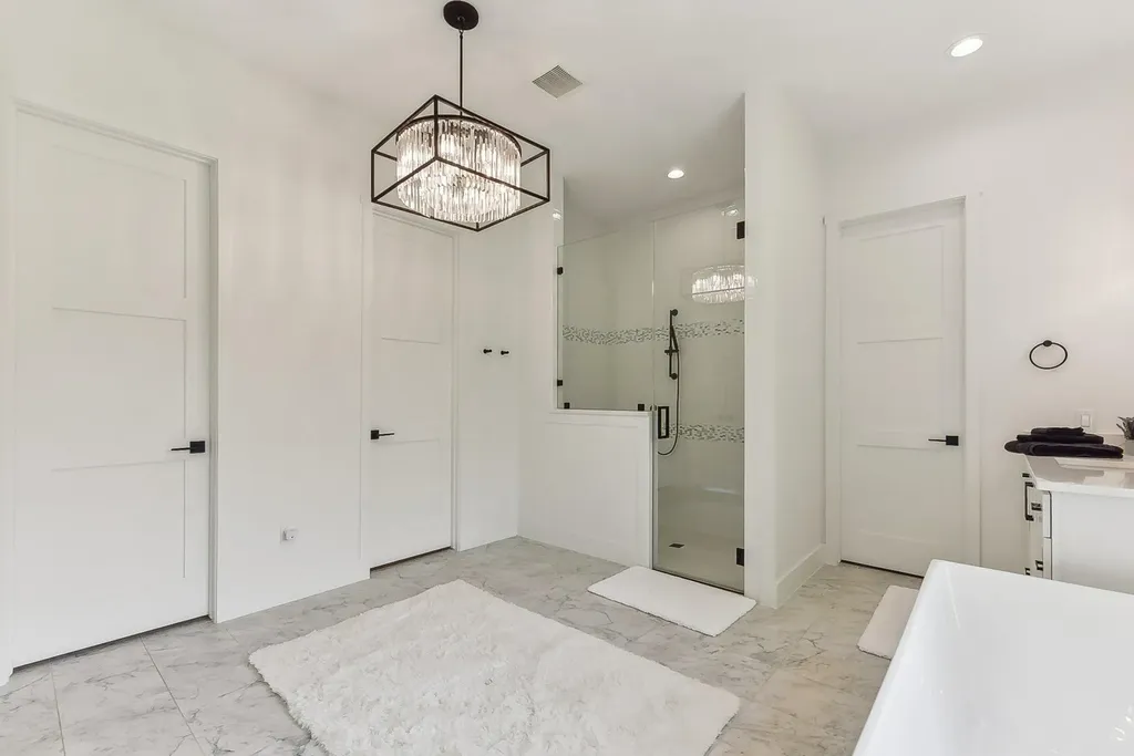 116 Tranquility Trails Drive Spicewood TX 78669