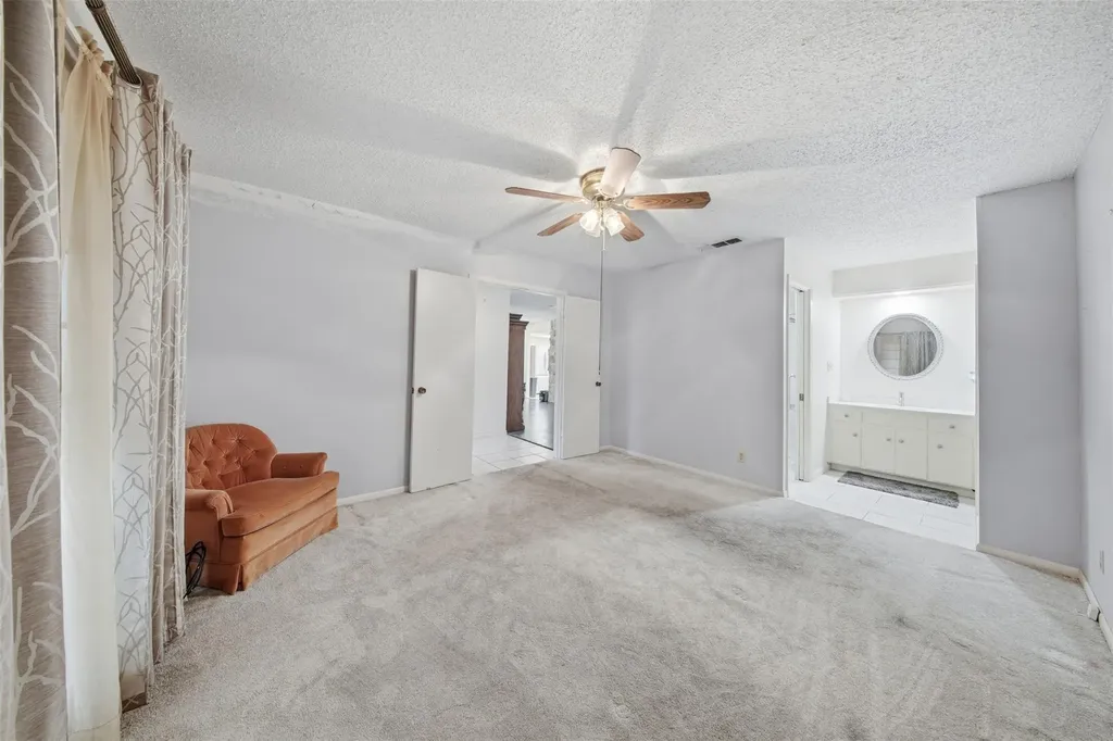 6511 Bridgewater Cove Austin TX 78723
