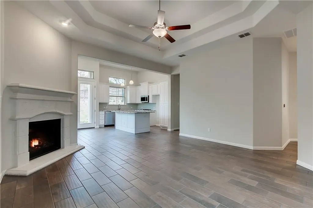 115 Cartwheel Bend Austin TX 78738