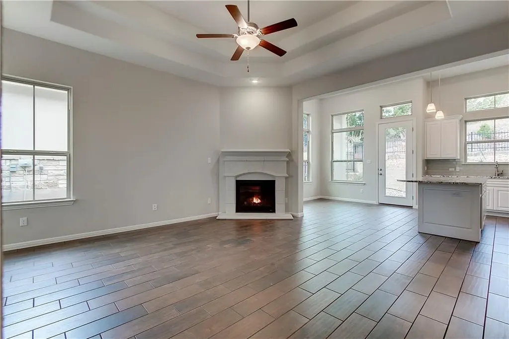 115 Cartwheel Bend Austin TX 78738