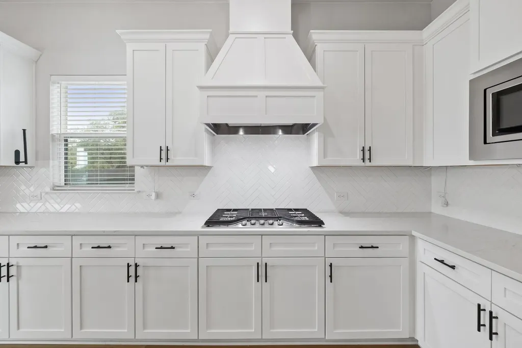 225 Spicewood Trails Drive Spicewood TX 78669