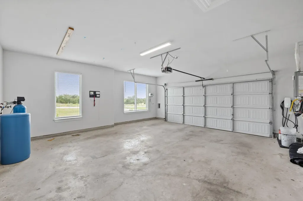 225 Spicewood Trails Drive Spicewood TX 78669