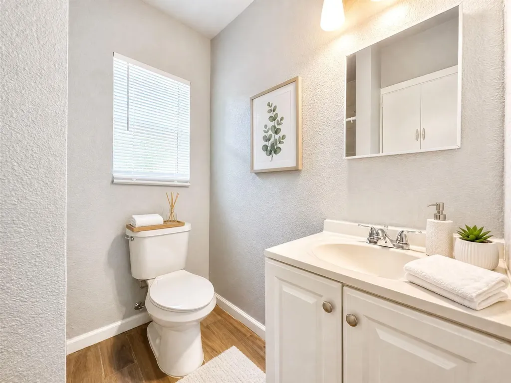 204 E 30th Street Austin TX 78705