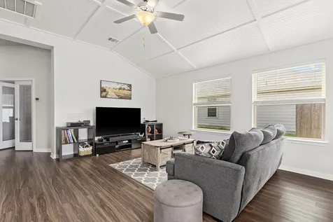 105 Balsam Street Hutto TX 78634