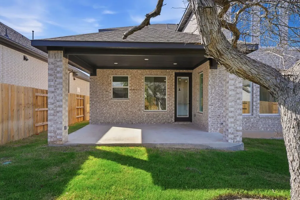 304 Kristen Oak Drive Georgetown TX 78628