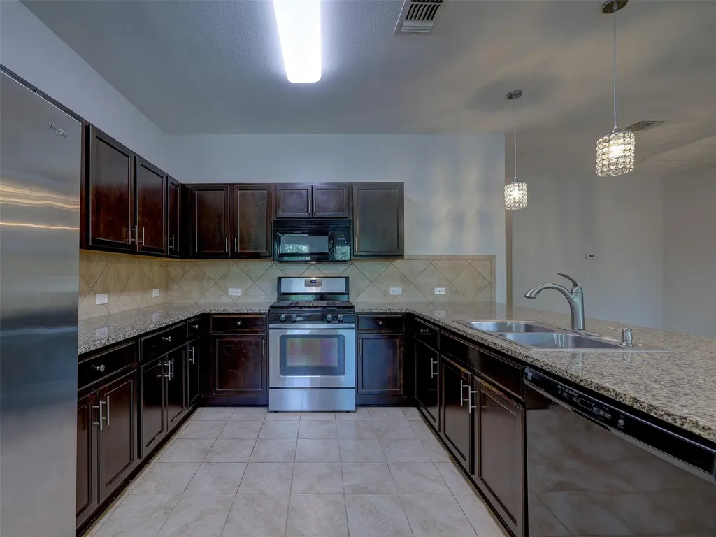 2041 Mottey Street Georgetown TX 78626