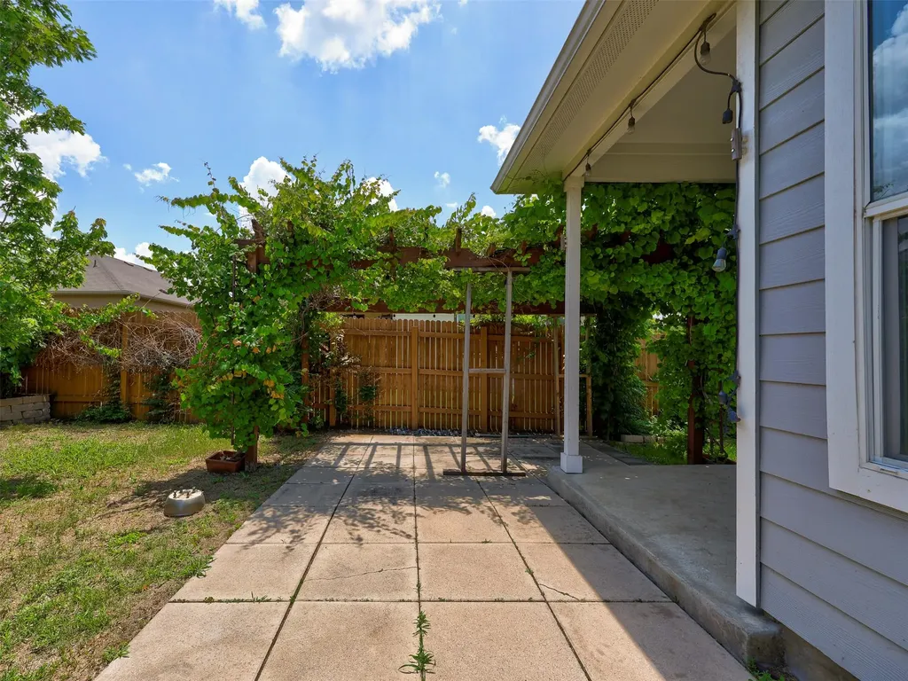 2041 Mottey Street Georgetown TX 78626