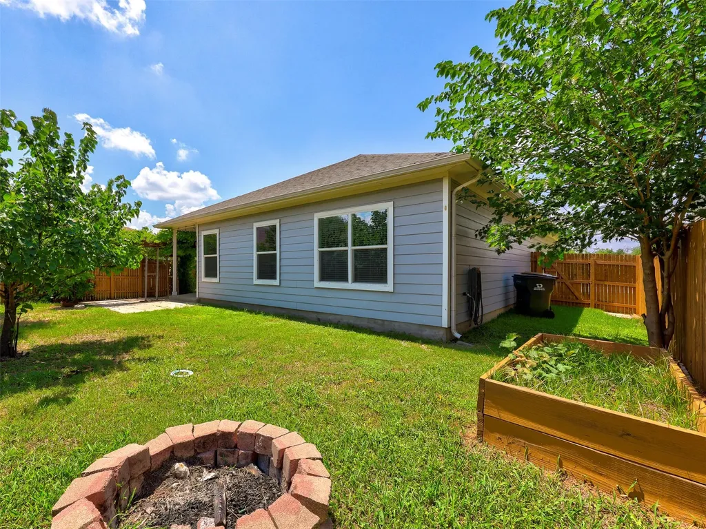 2041 Mottey Street Georgetown TX 78626