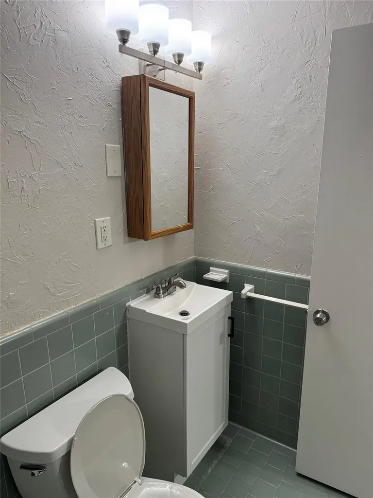 803 W 28th Street Austin TX 78705