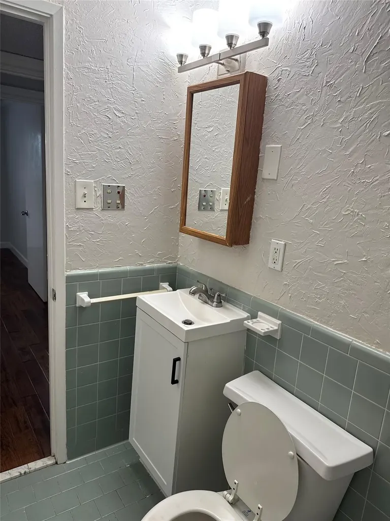 803 W 28th Street Austin TX 78705