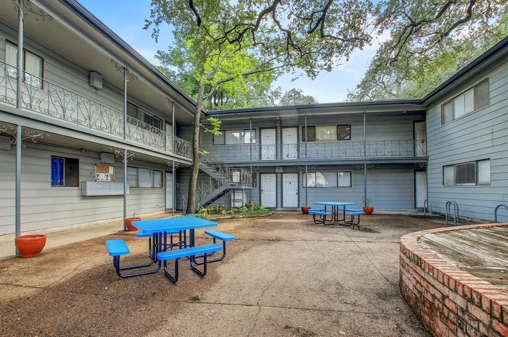 803 W 28th Street Austin TX 78705