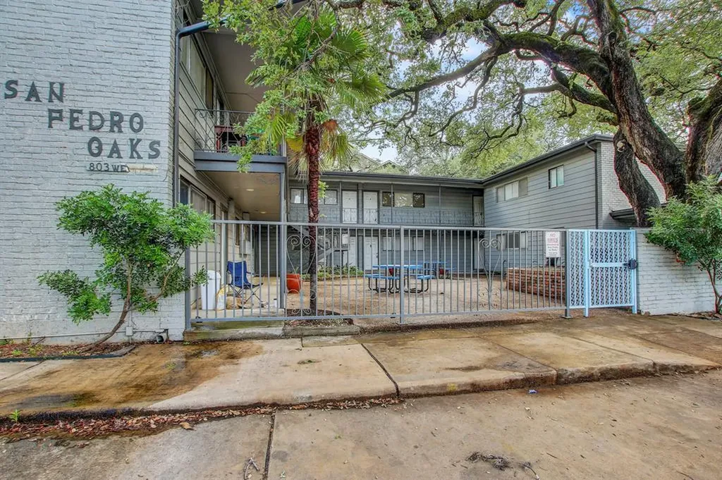 803 W 28th Street Austin TX 78705