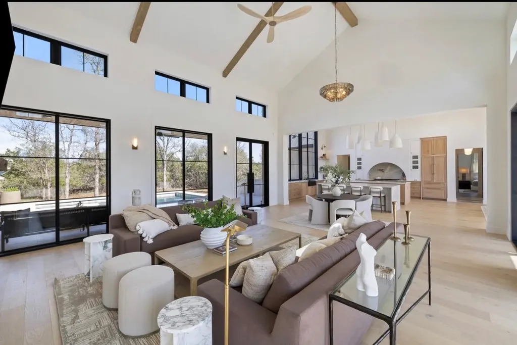 123 Landings Way Spicewood TX 78669