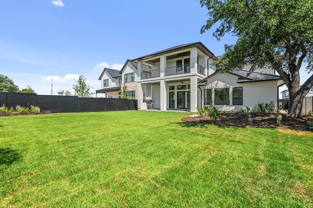 6010 Adhara Pass Austin TX 78730