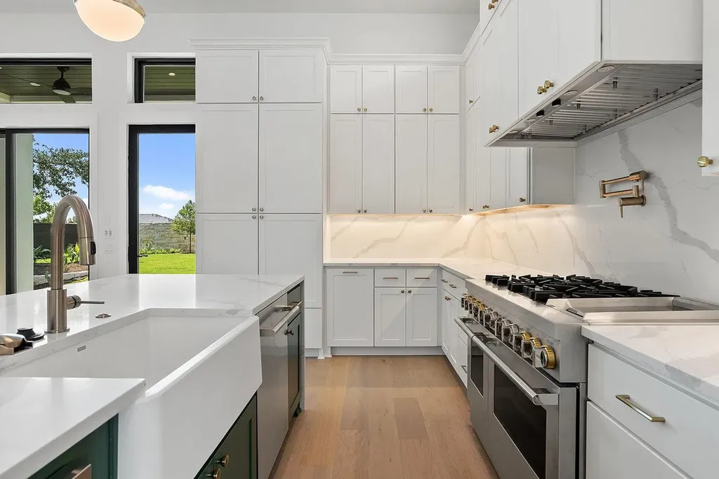 6010 Adhara Pass Austin TX 78730