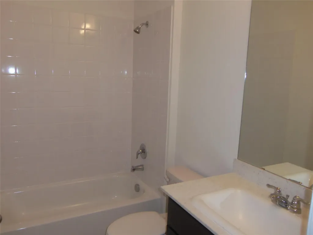 303 Cold Springs Loop Bastrop TX 78602
