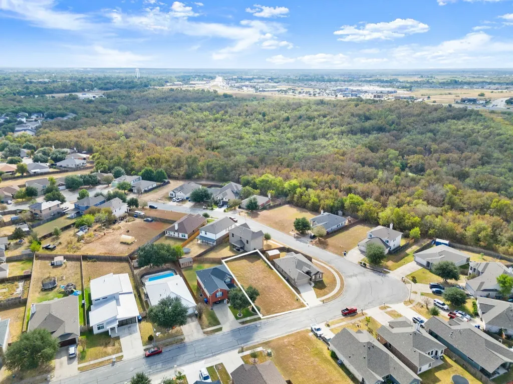 406 Gettysburg Loop Elgin TX 78621
