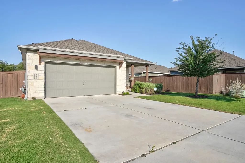 2240 Ringstaff Road Leander TX 78641