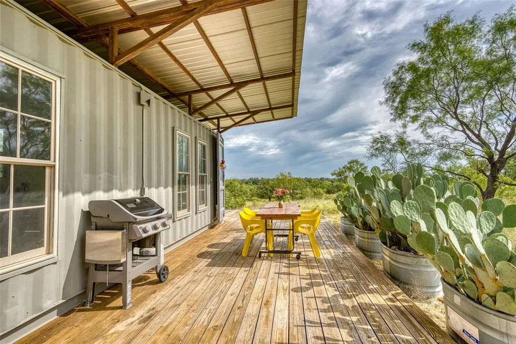 125 Elmer Road Llano TX 78643