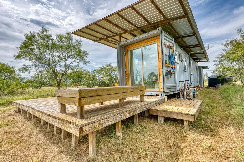 125 Elmer Road Llano TX 78643