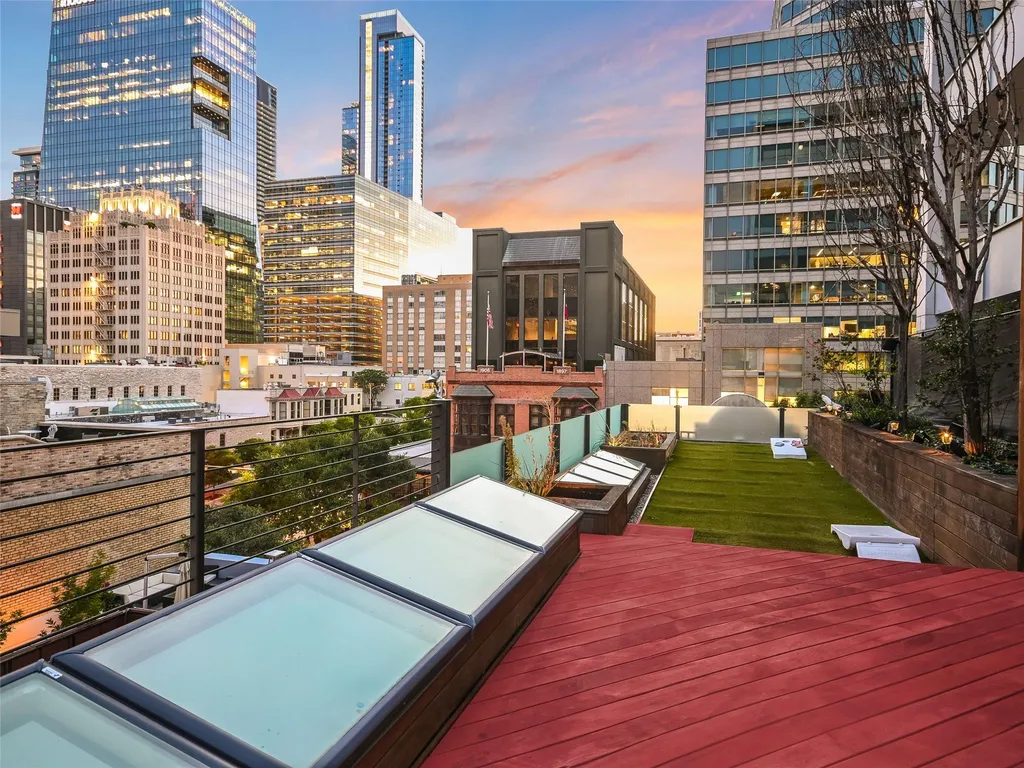 811 Congress Avenue Austin TX 78701