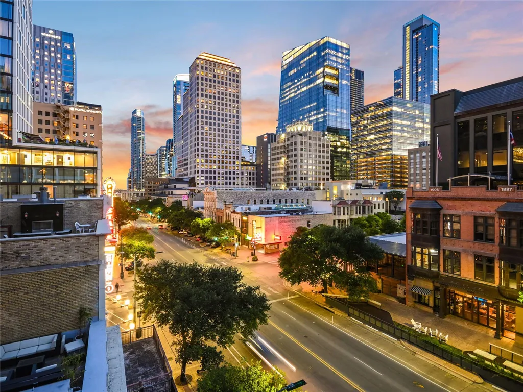 811 Congress Avenue Austin TX 78701