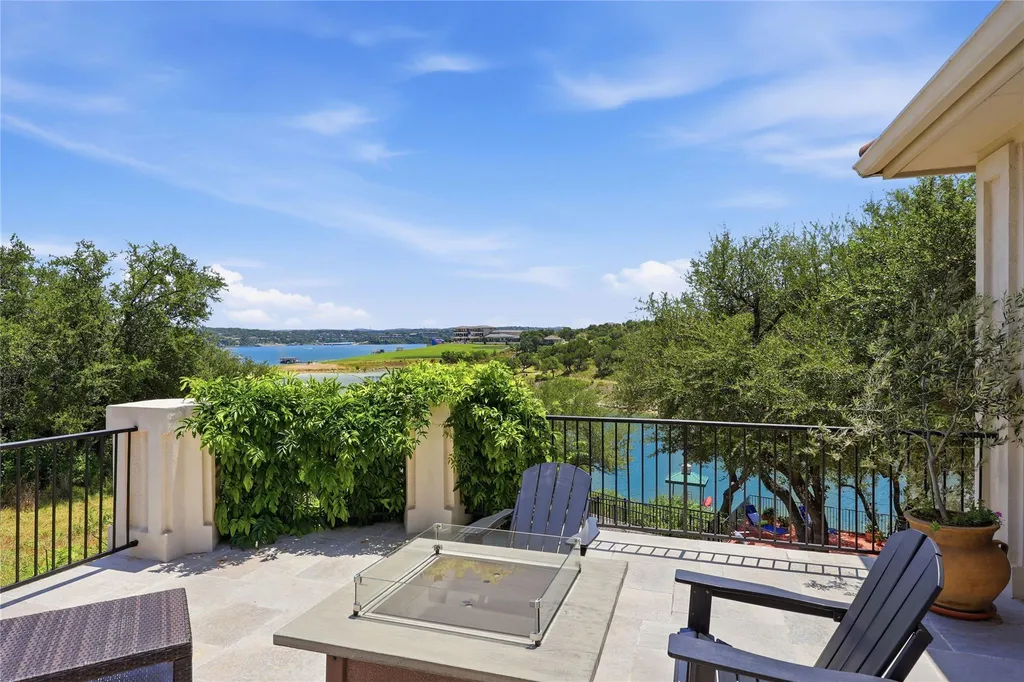 1307 Osprey Ridge Loop Lago Vista TX 78645