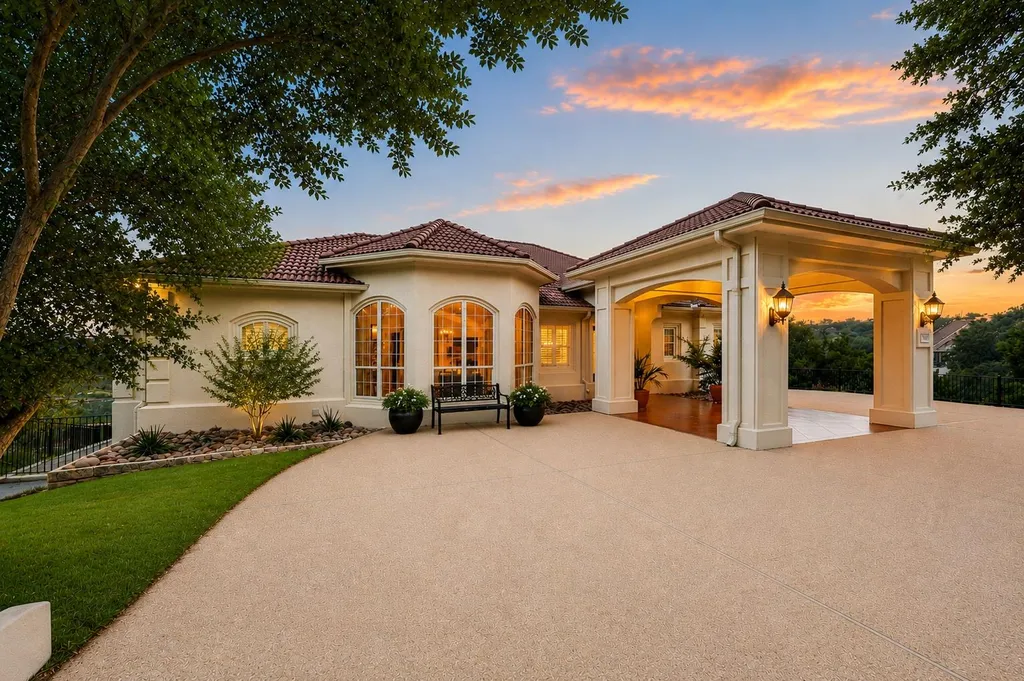1307 Osprey Ridge Loop Lago Vista TX 78645
