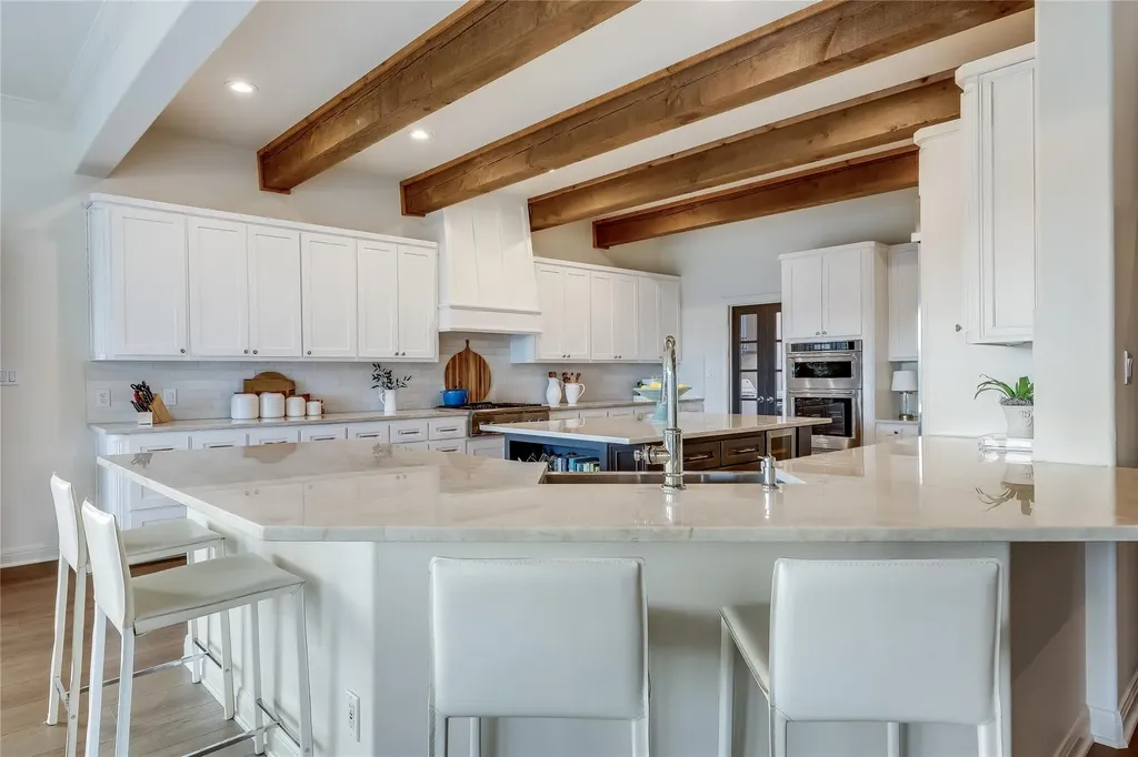 1307 Osprey Ridge Loop Lago Vista TX 78645