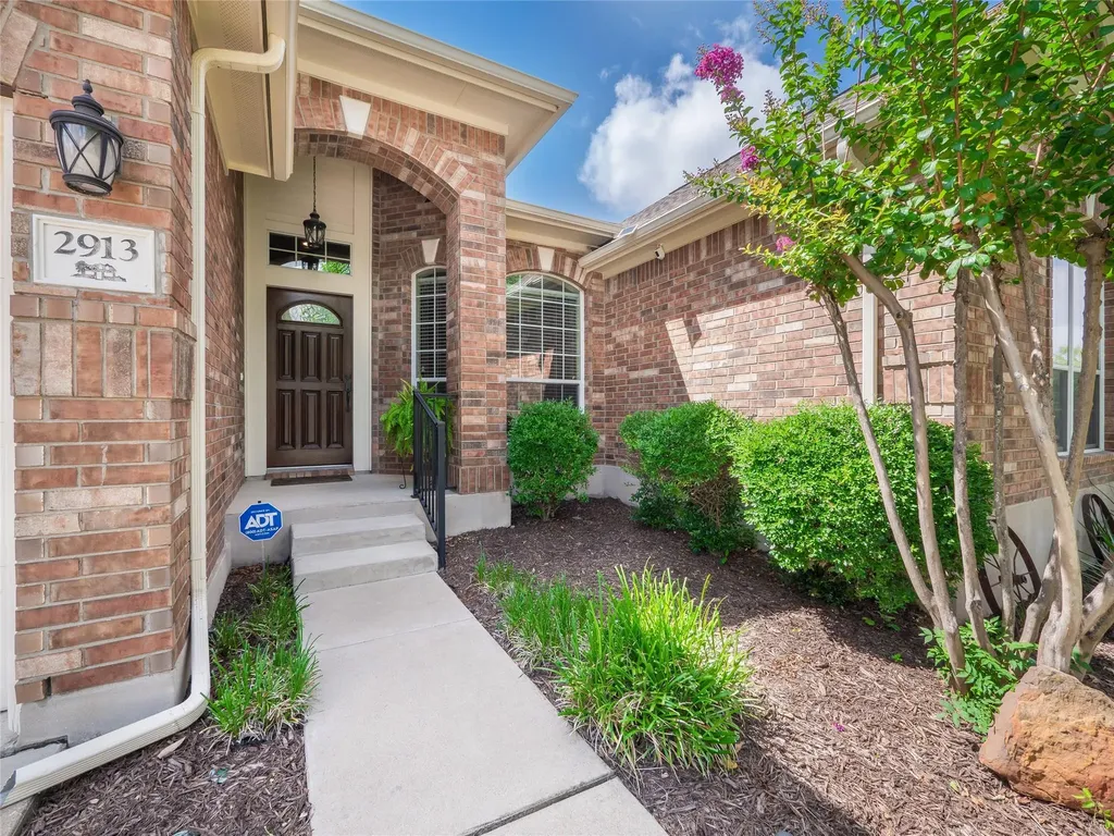 2913 Clinton Place Round Rock TX 78665