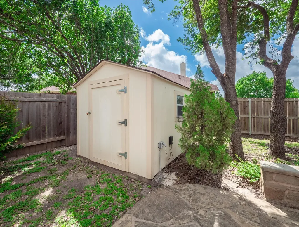 2913 Clinton Place Round Rock TX 78665