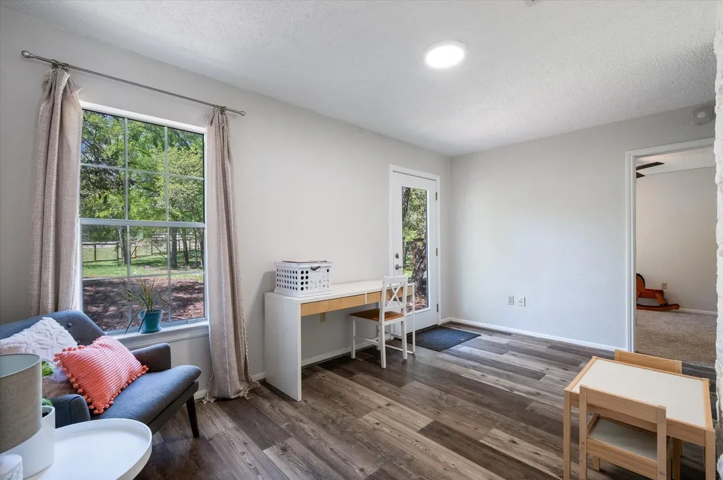 201 N Oak Hollow Road Georgetown TX 78628
