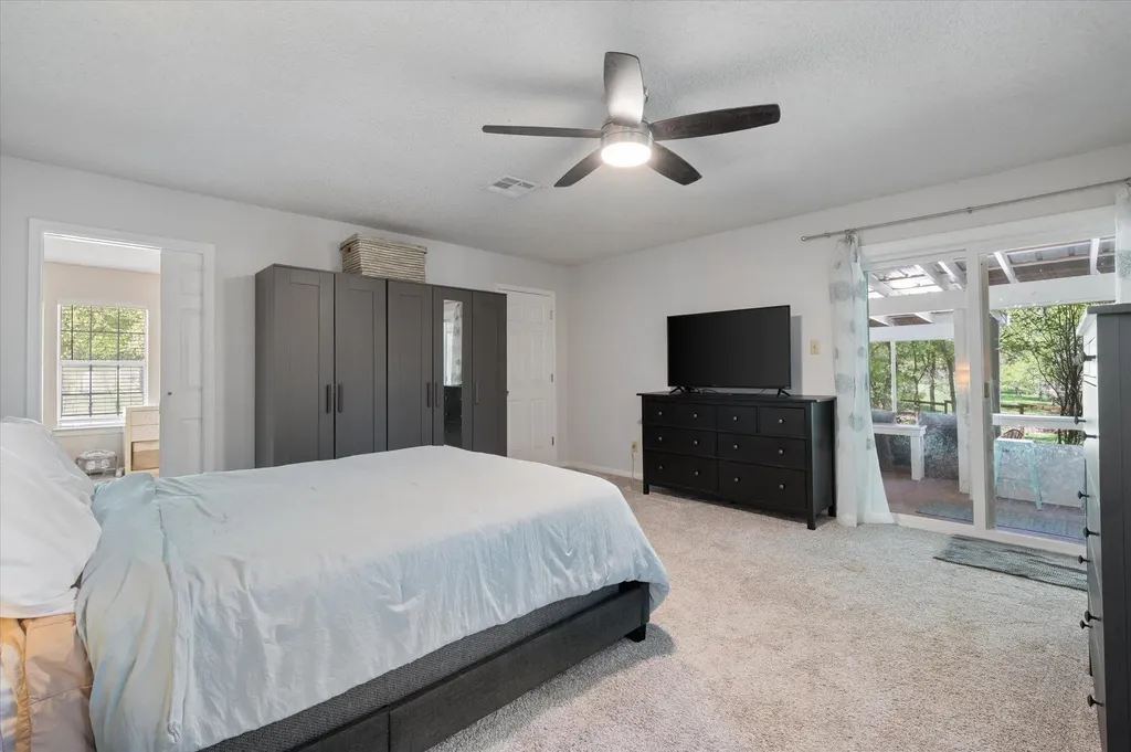 201 N Oak Hollow Road Georgetown TX 78628